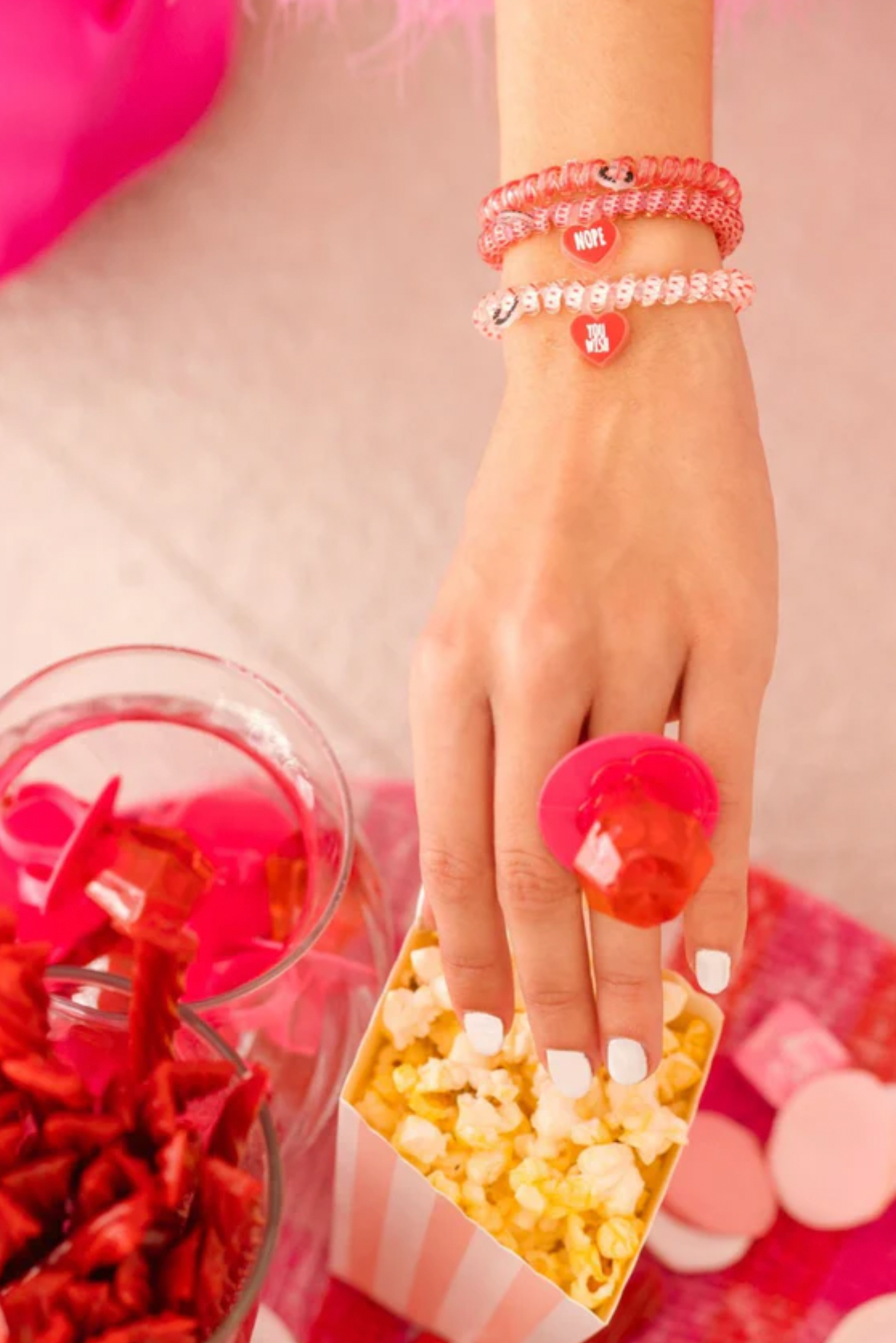 Swipe Left Small - TELETIES