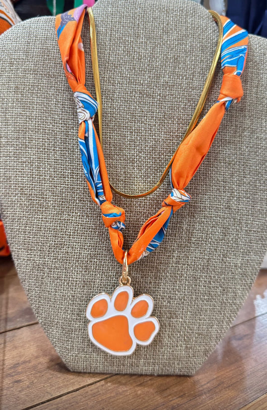 The tiger paw scarf necklace